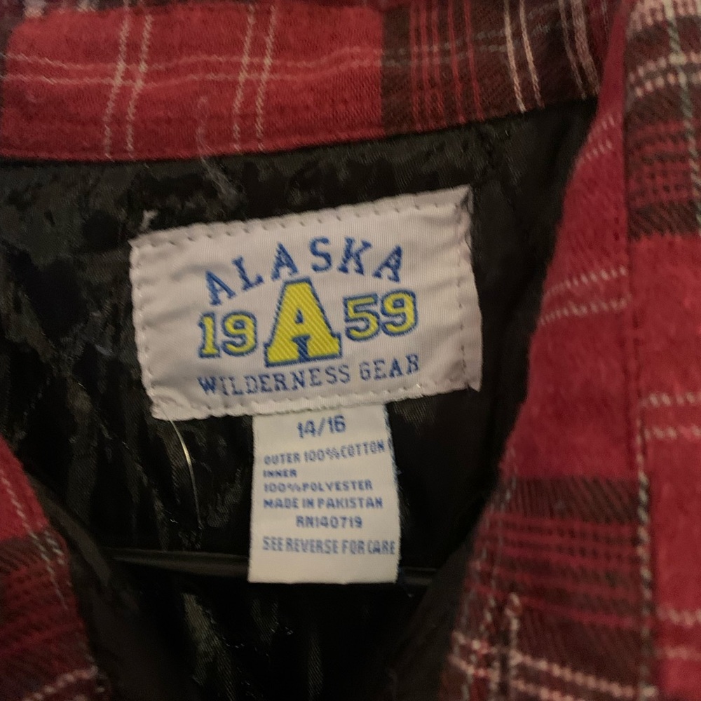 Red flannel - Picture 3 of 4